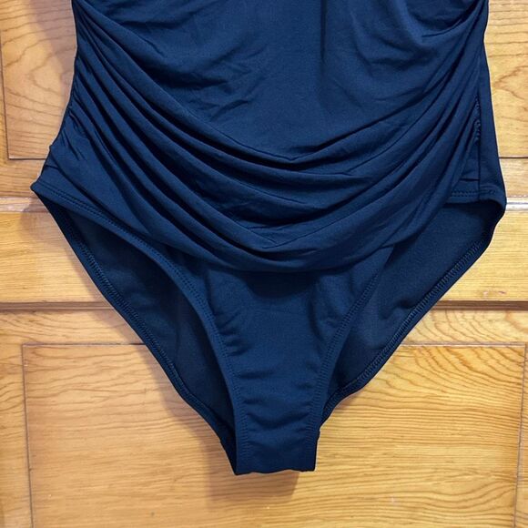 Liz Claiborne Black Ruched One Piece Swimsuit Women’s US 14 - Picture 3 of 9